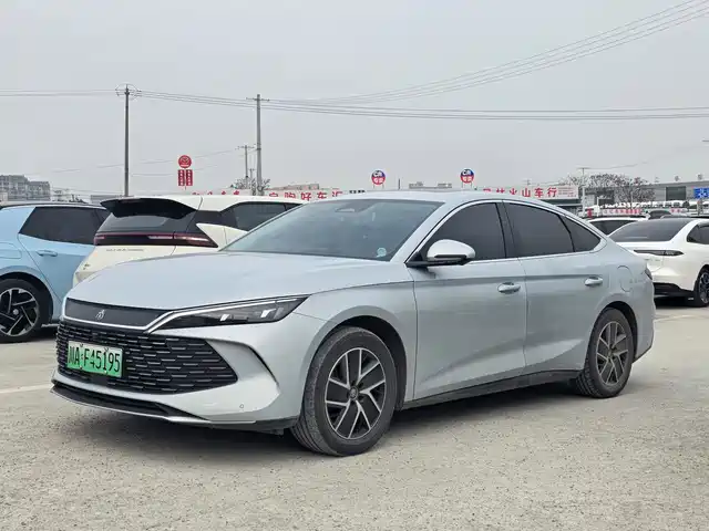 BYD QIN L 2024