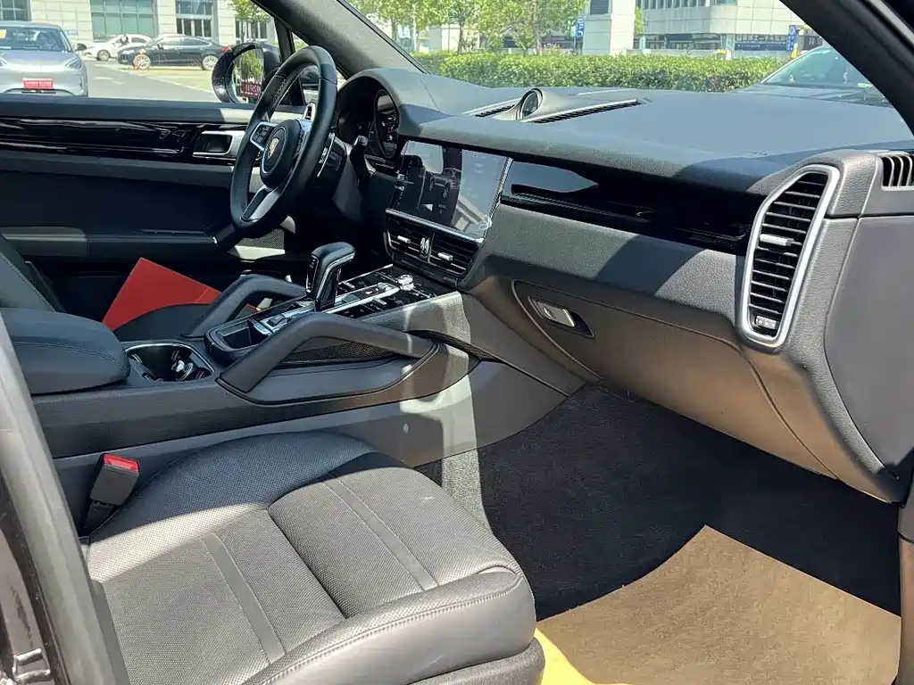 Porsche Cayenne 2019 Cayenne 3.0T
