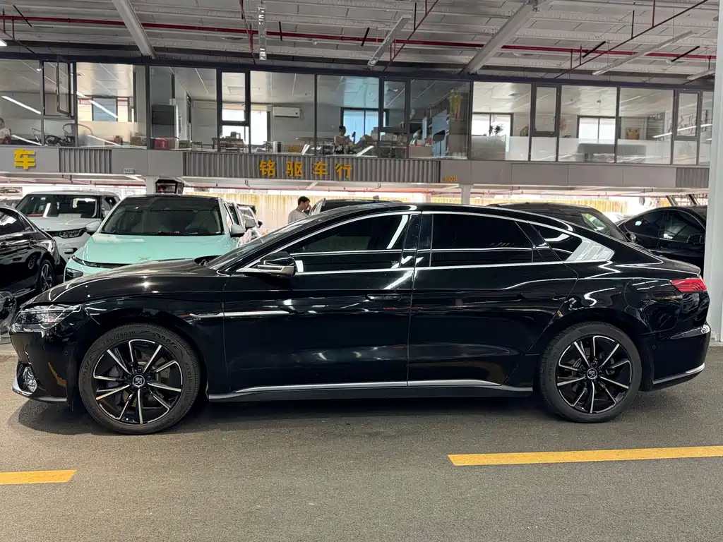 BYD Han — миниатюра 3