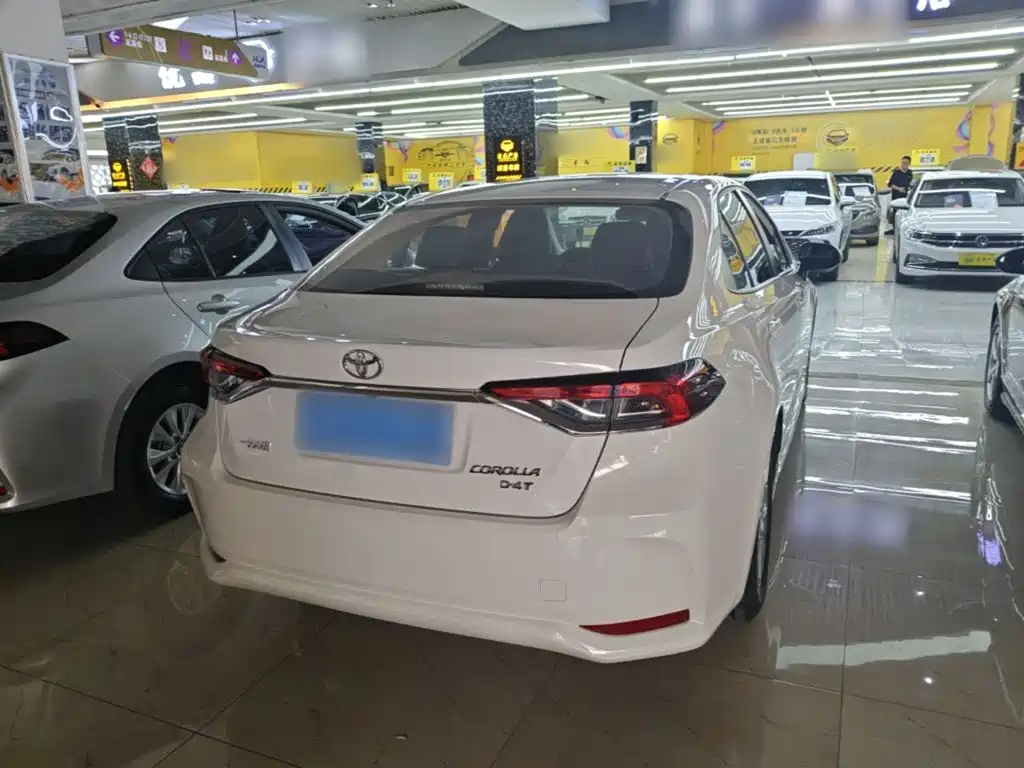 Toyota Corolla — миниатюра 7