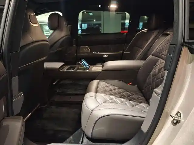 NIO ET9 2025 102kWh