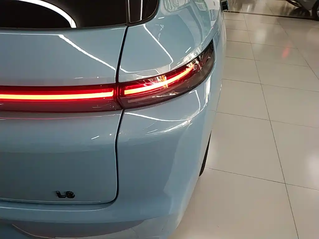 Li Auto Li L8 — миниатюра 8