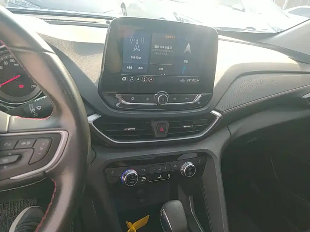 Chevrolet Volando — миниатюра 13