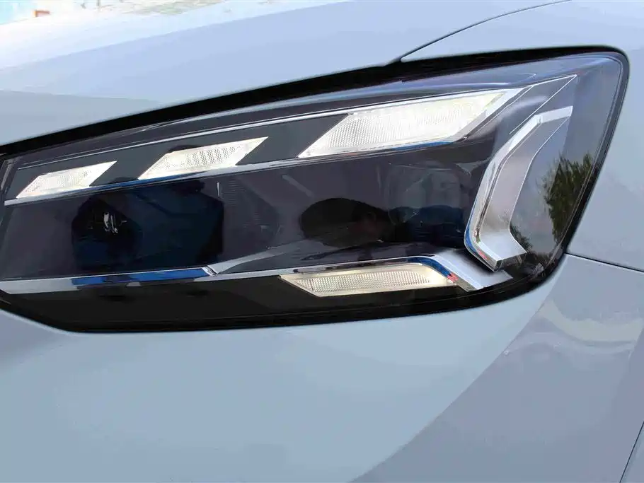 Audi Q2L — миниатюра 14