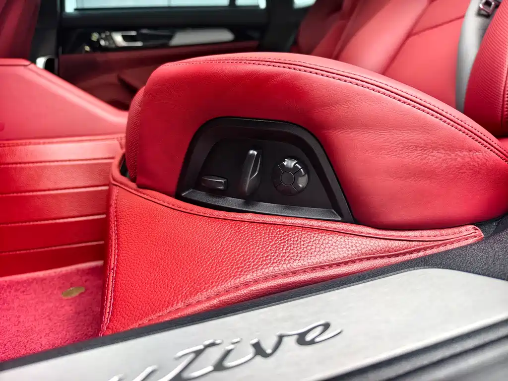 Porsche Panamera — миниатюра 11
