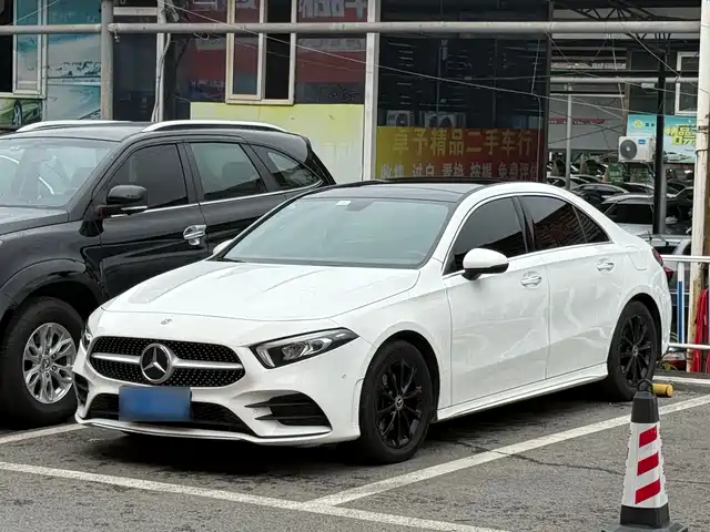 MERCEDES-BENZ  A CLASS