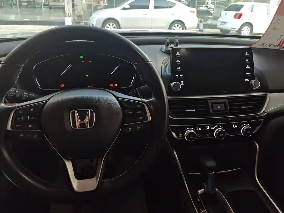 Honda Inspire — миниатюра 12