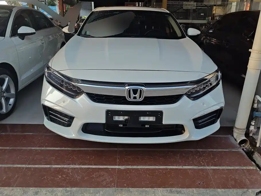 Honda Inspire — миниатюра 2