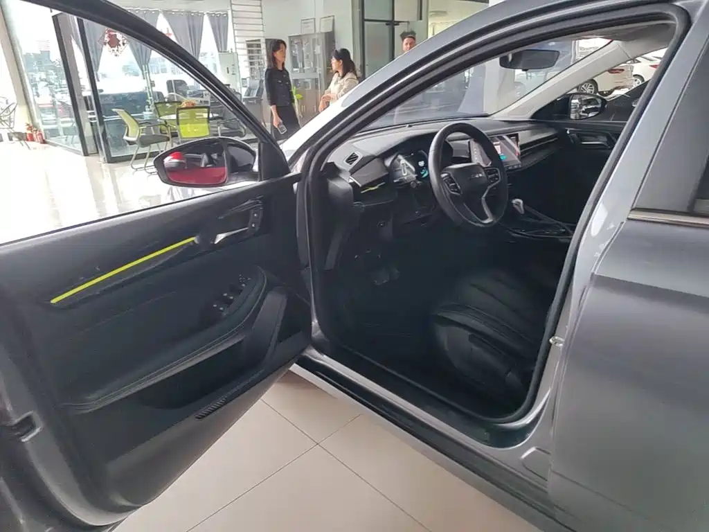 Roewe i5 — миниатюра 16