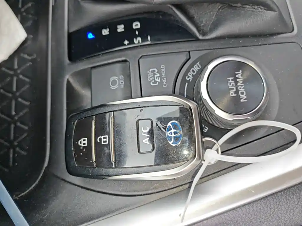 Toyota Wildlander New Energy — миниатюра 9