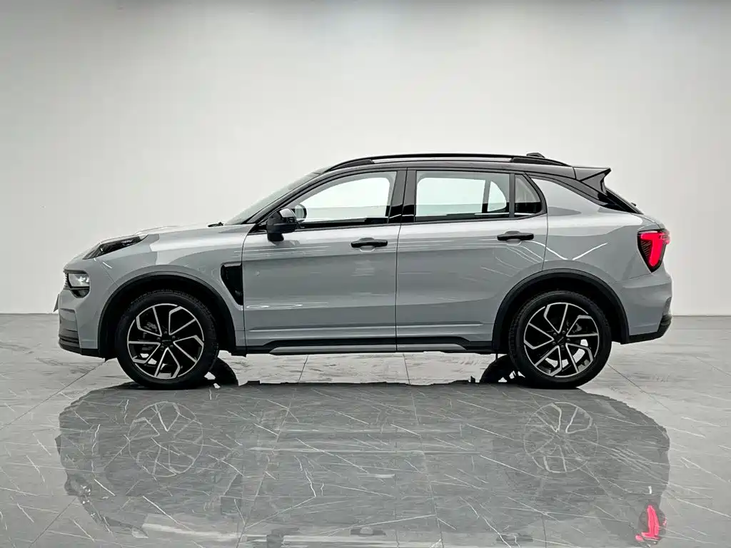 Lynk & Co 01 — миниатюра 3