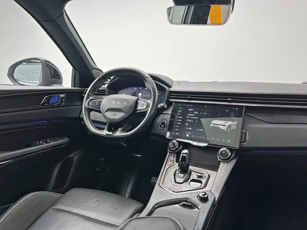 Lynk & Co 01 — миниатюра 25