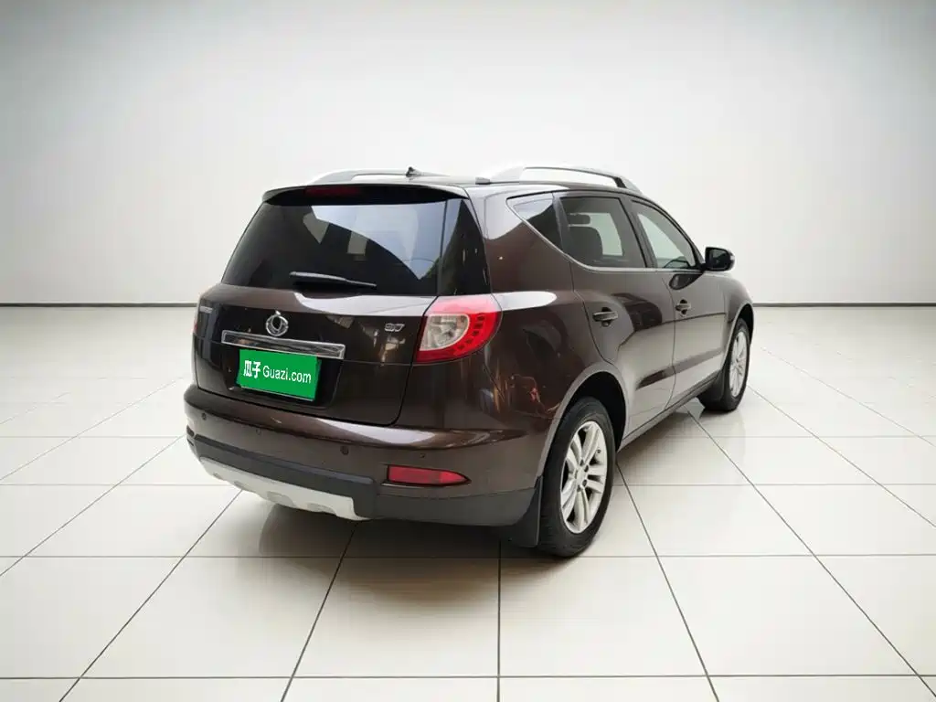 Geely GX7 — миниатюра 6