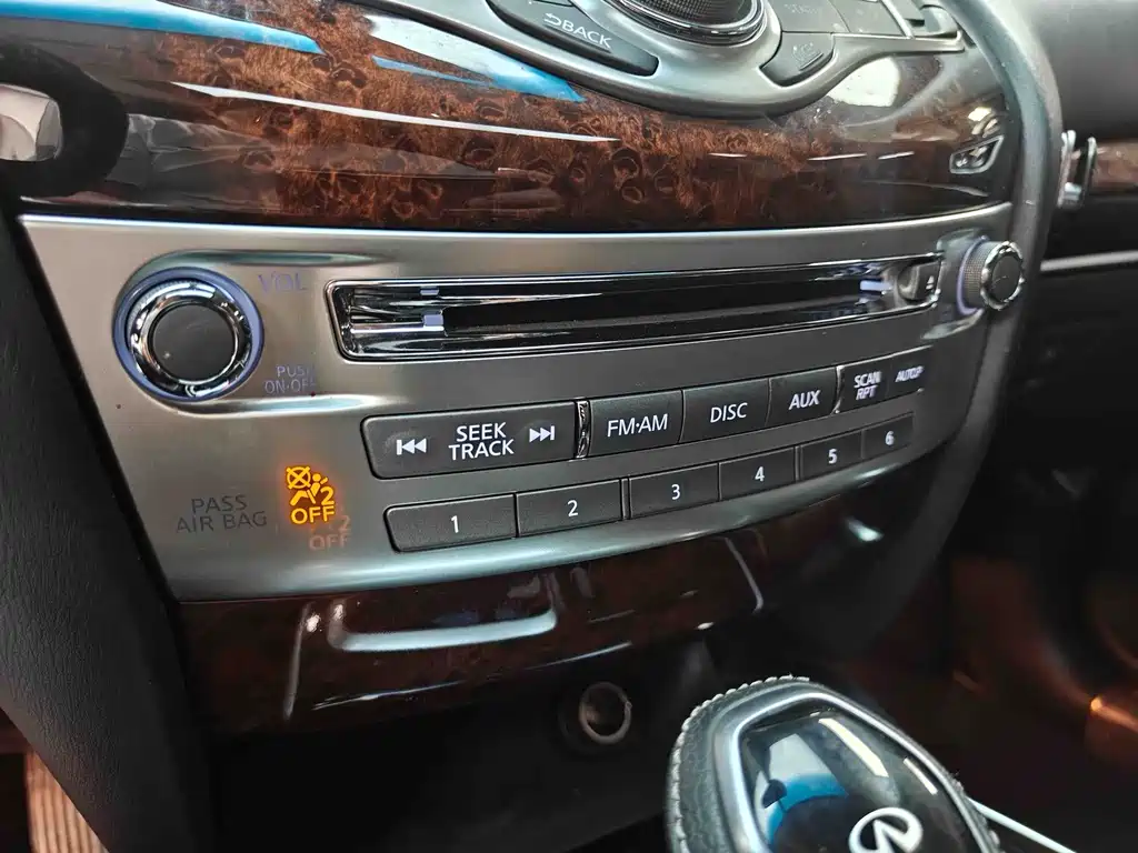 Infiniti QX60 (Import) — миниатюра 11