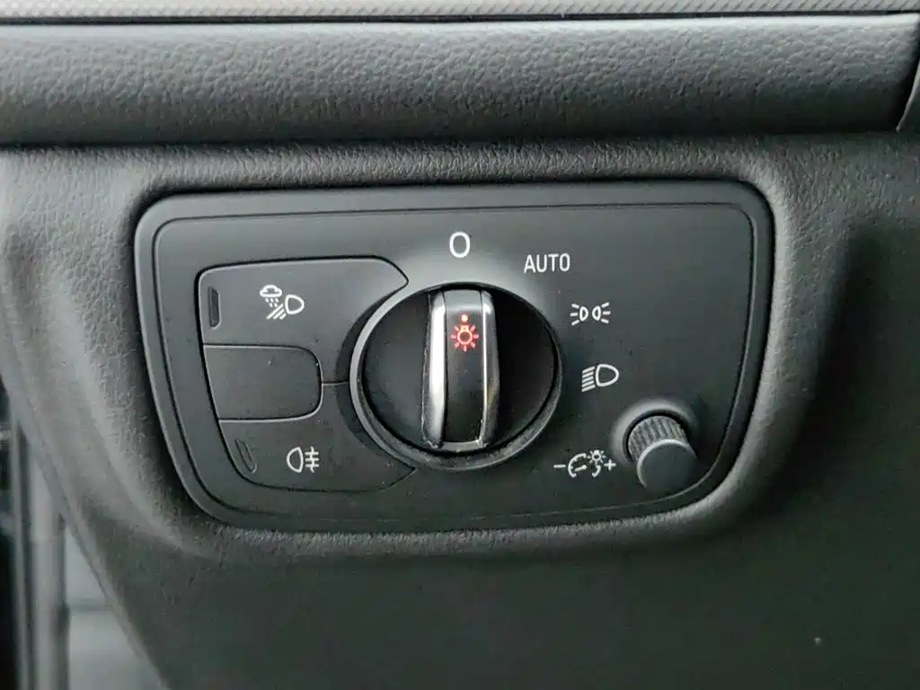 Audi A6L — миниатюра 21