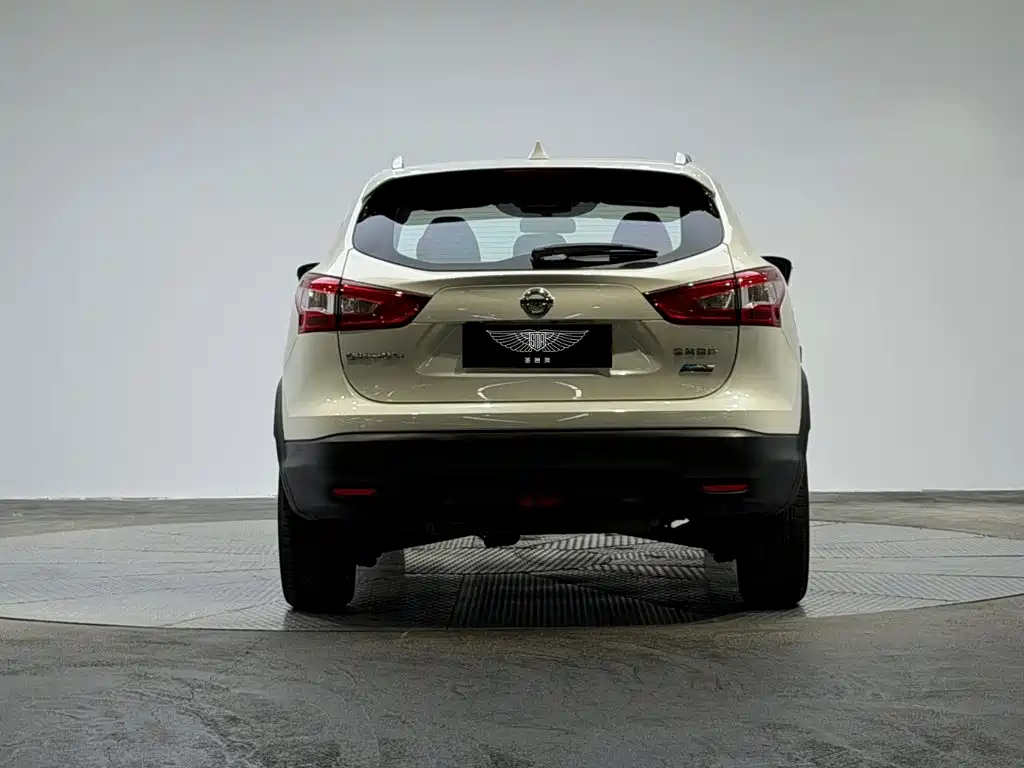 Nissan Qashqai — миниатюра 3