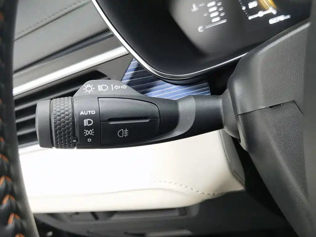 Geely Boyue — миниатюра 21