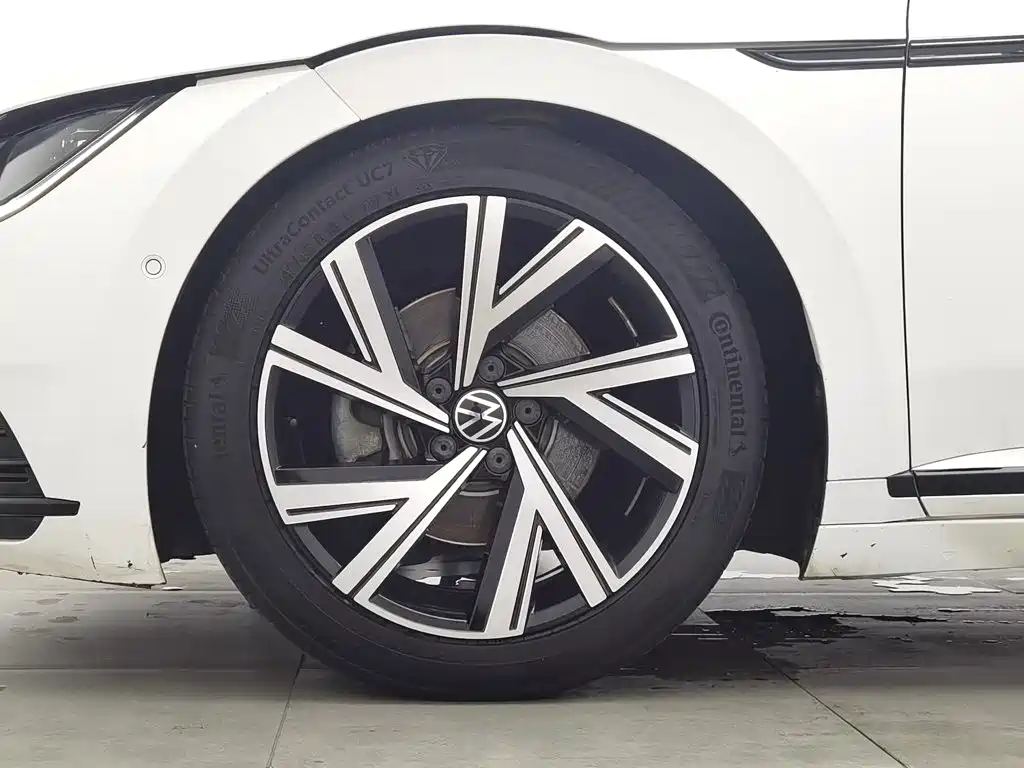Volkswagen CC — миниатюра 17