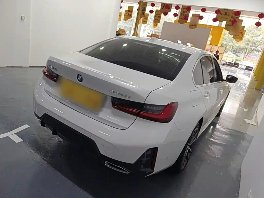 BMW 3 Series — миниатюра 7