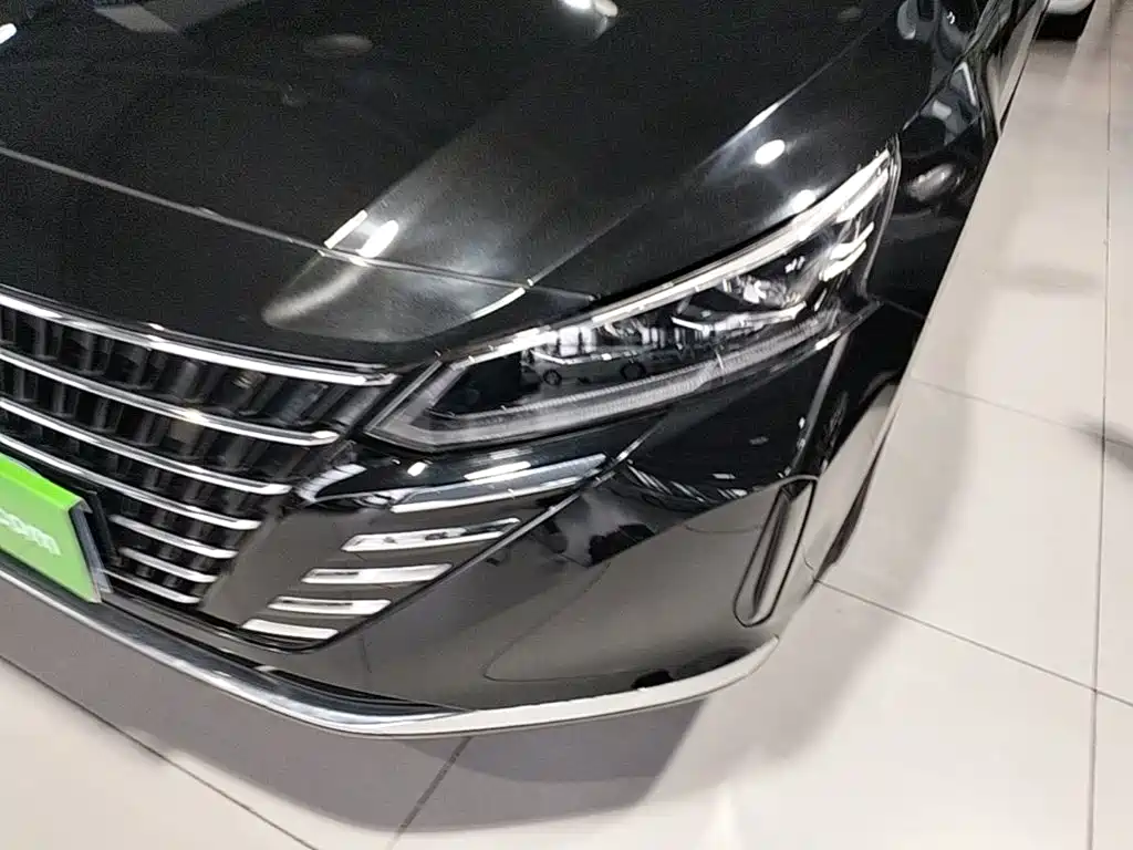 Nissan Teana — миниатюра 24