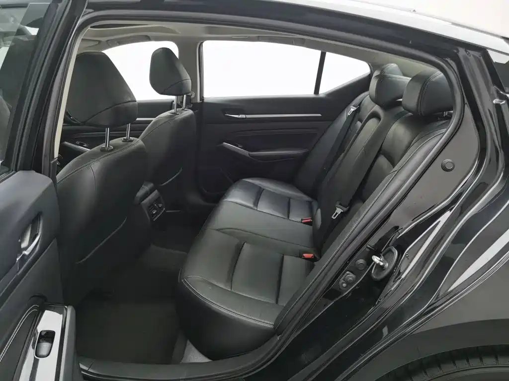 Nissan Teana — миниатюра 15