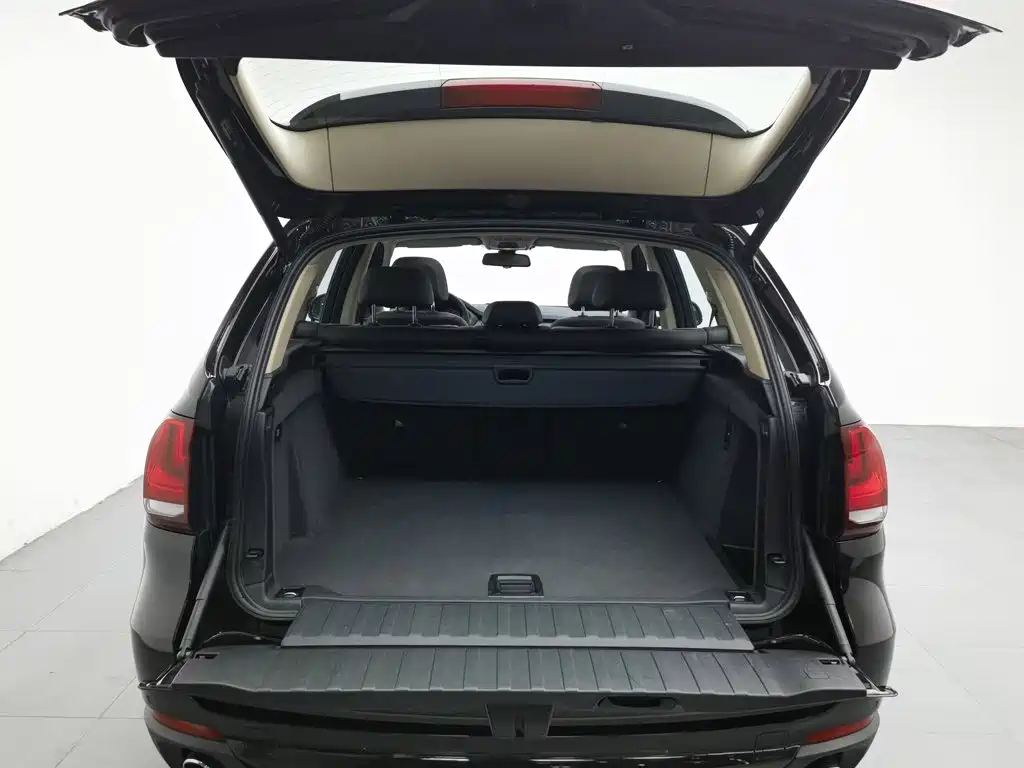BMW X5 (Import) — миниатюра 16