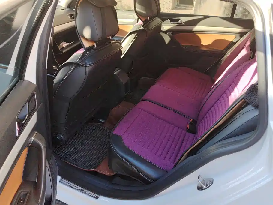 Volkswagen Cross Lavida — миниатюра 11