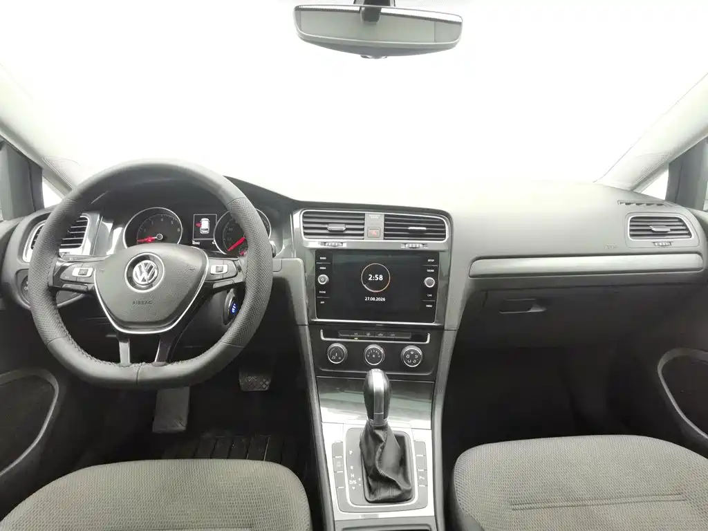 Volkswagen Golf (Import) — миниатюра 5