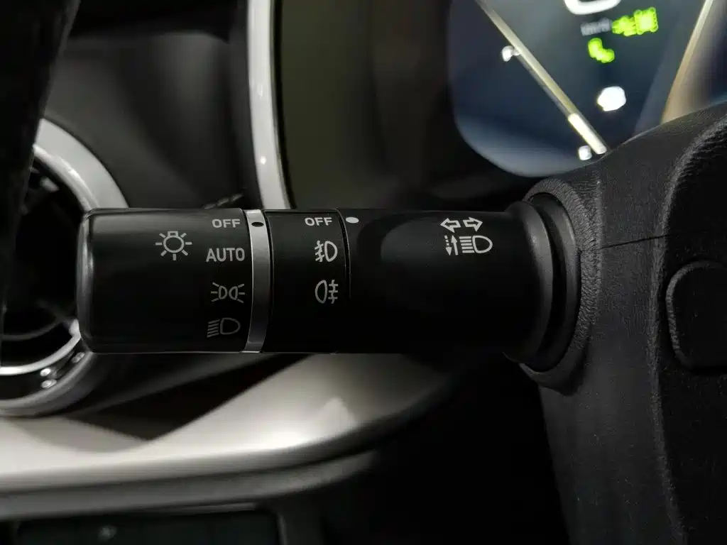 Wey Wey VV6 — миниатюра 21