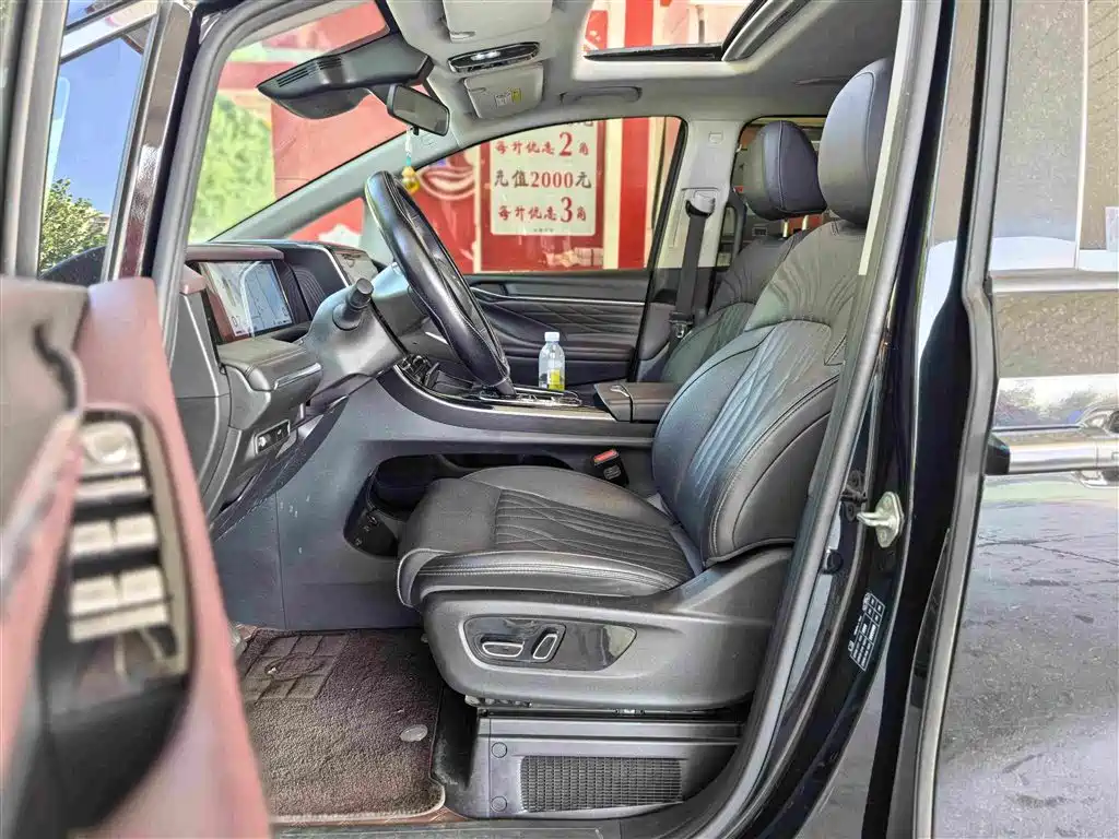GAC Motor Trumpchi M8 — миниатюра 10