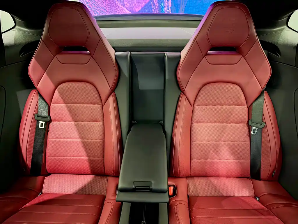 Porsche Panamera — миниатюра 25