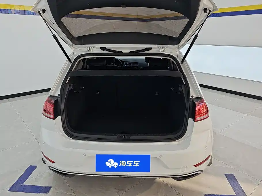 Volkswagen Golf — миниатюра 4