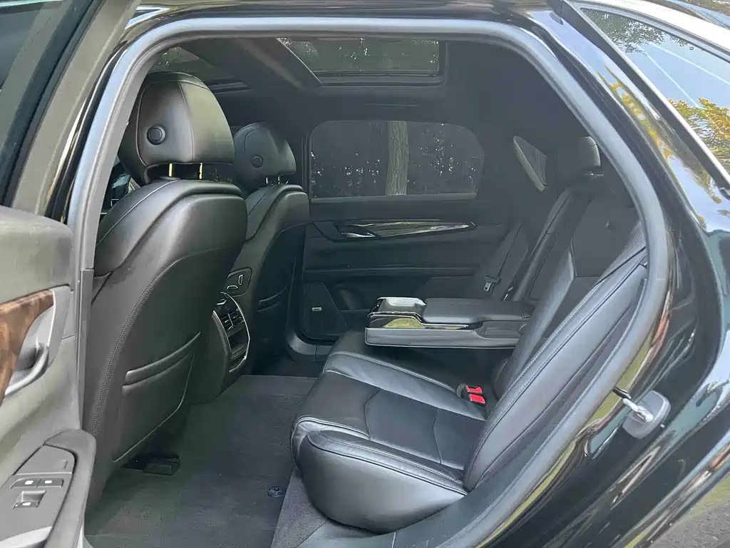 Cadillac CT6 — миниатюра 7