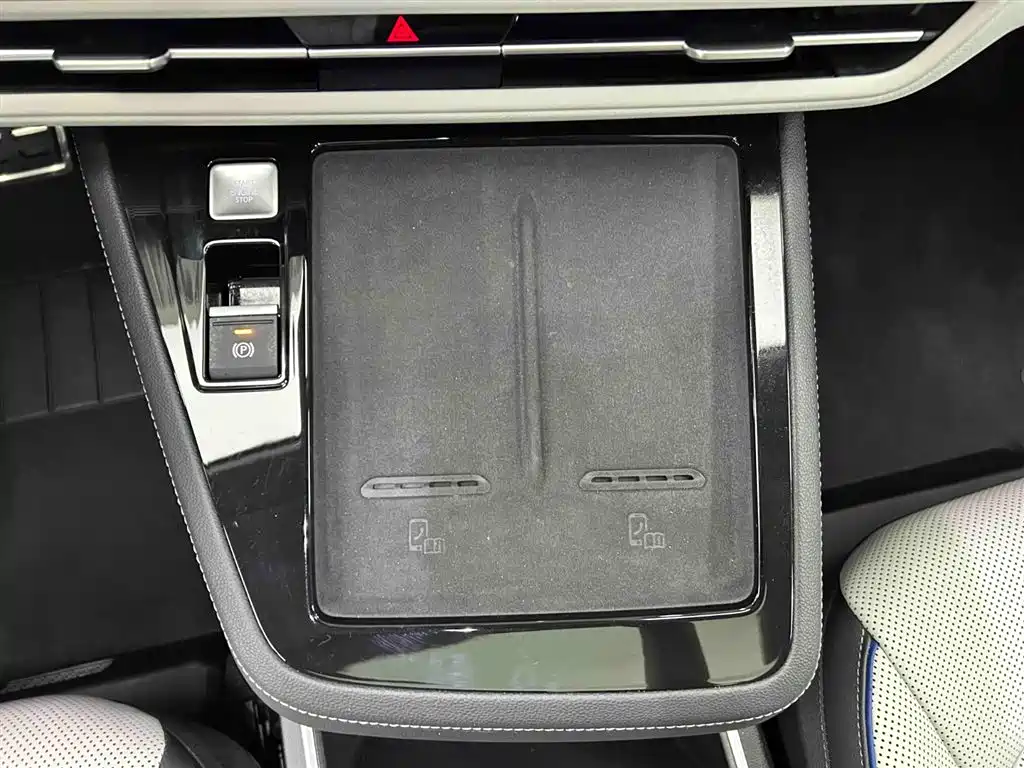 Volkswagen Viloran 2026 450TSI Flagship 6 мест