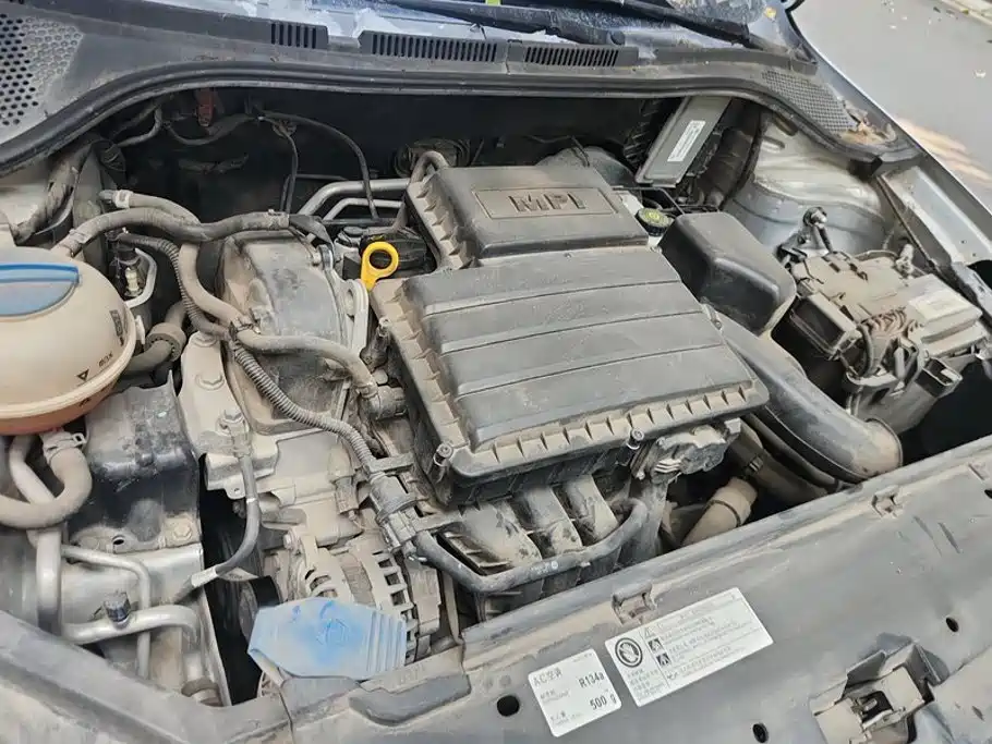 Volkswagen Santana — миниатюра 10