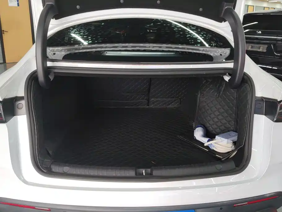 BYD Seal 06 — миниатюра 4