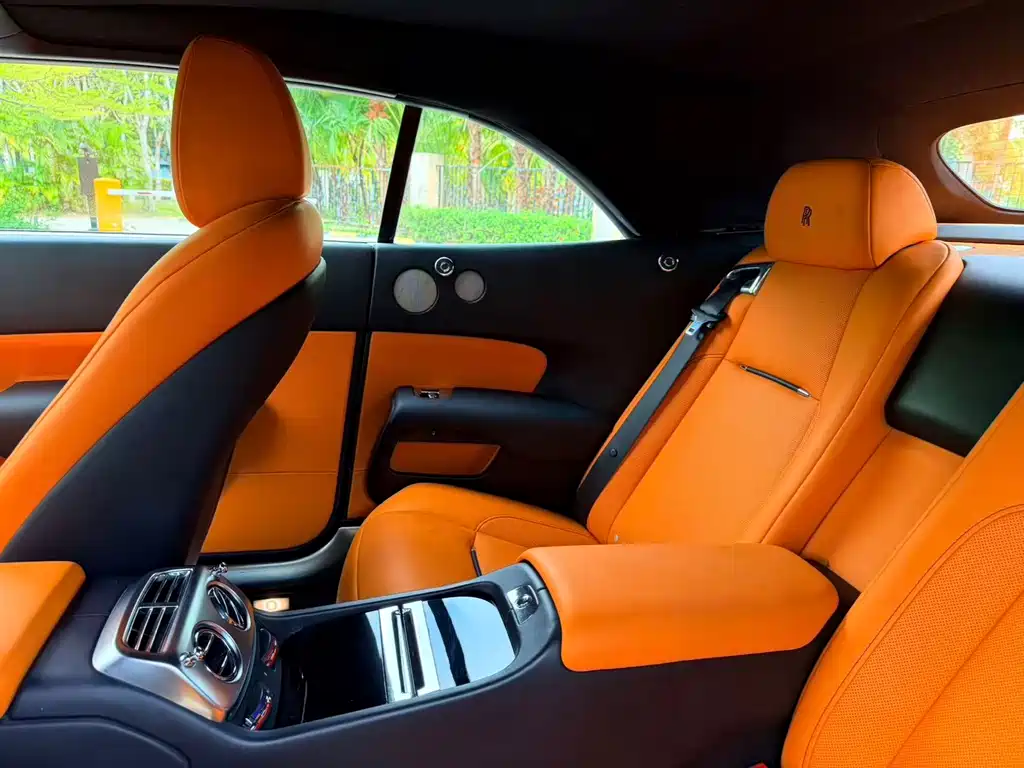 Rolls-Royce Dawn — миниатюра 12
