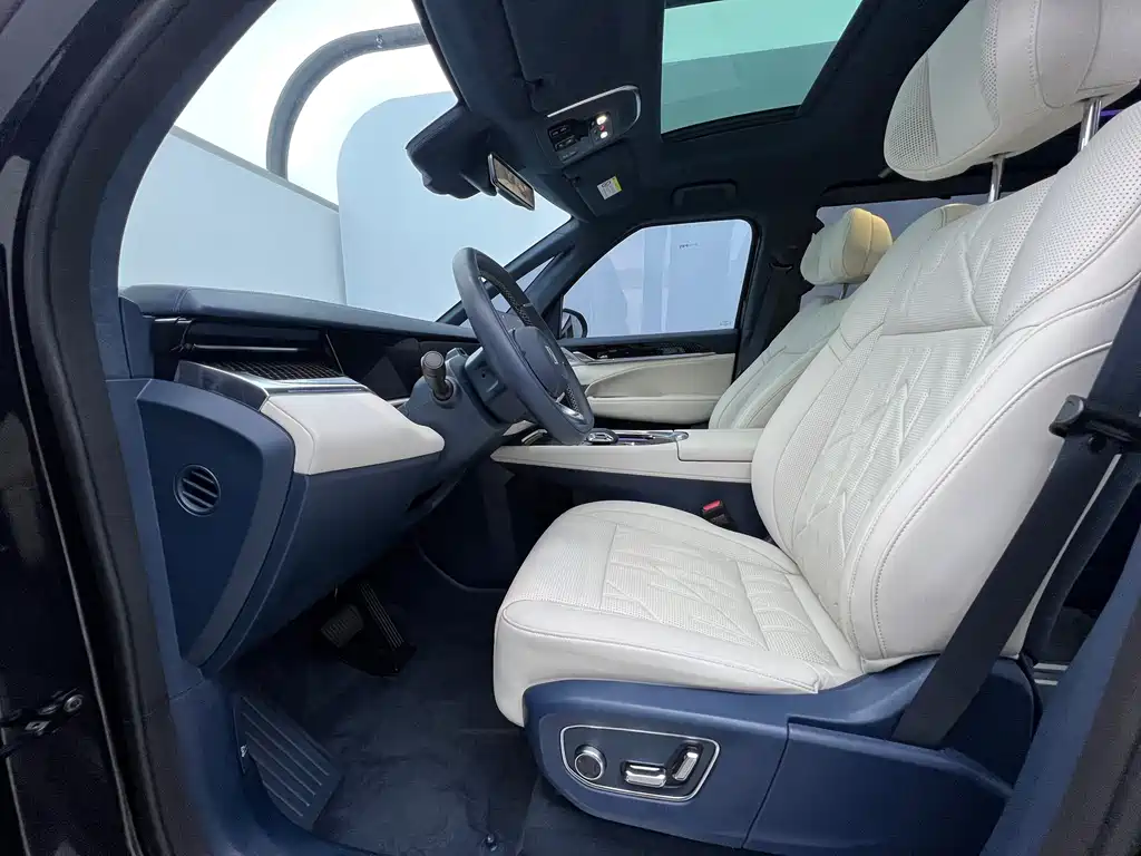 ZEEKR EXTREME KRYPTON 009