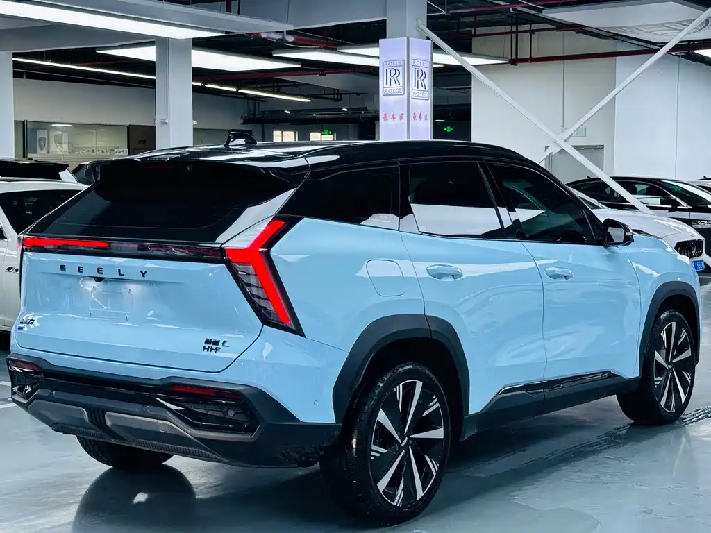 Geely Boyue L — миниатюра 15