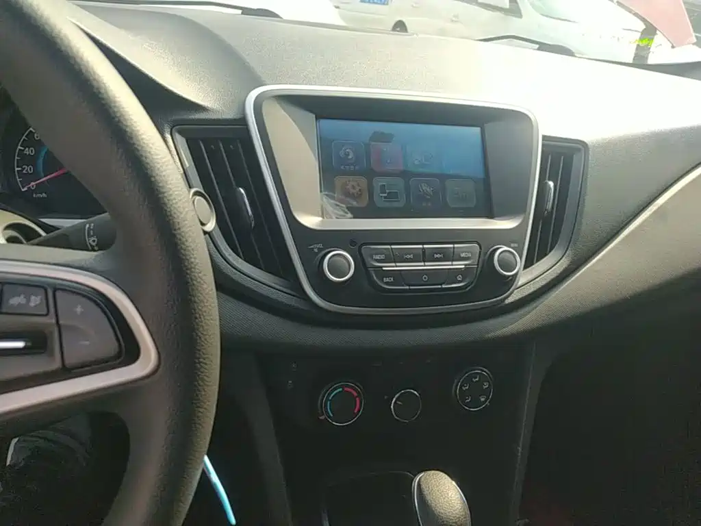 Chevrolet Cavalier — миниатюра 13