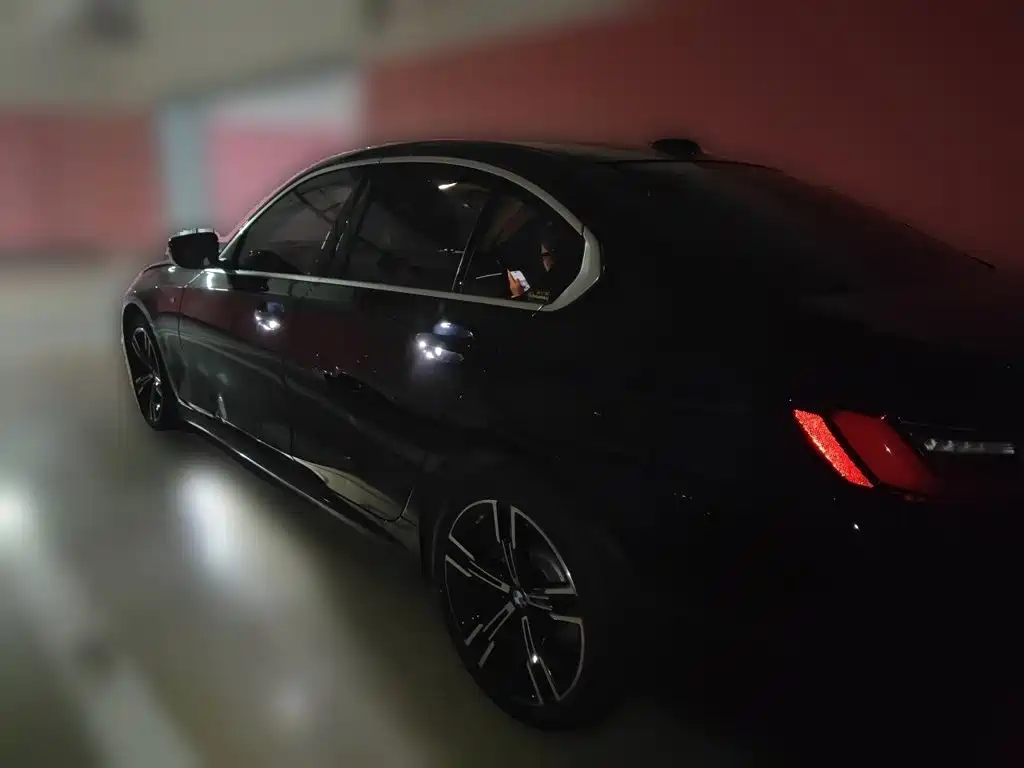 BMW 3 Series — миниатюра 25