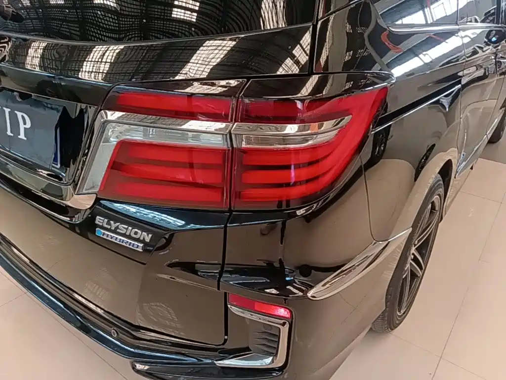 Honda Elysion — миниатюра 8