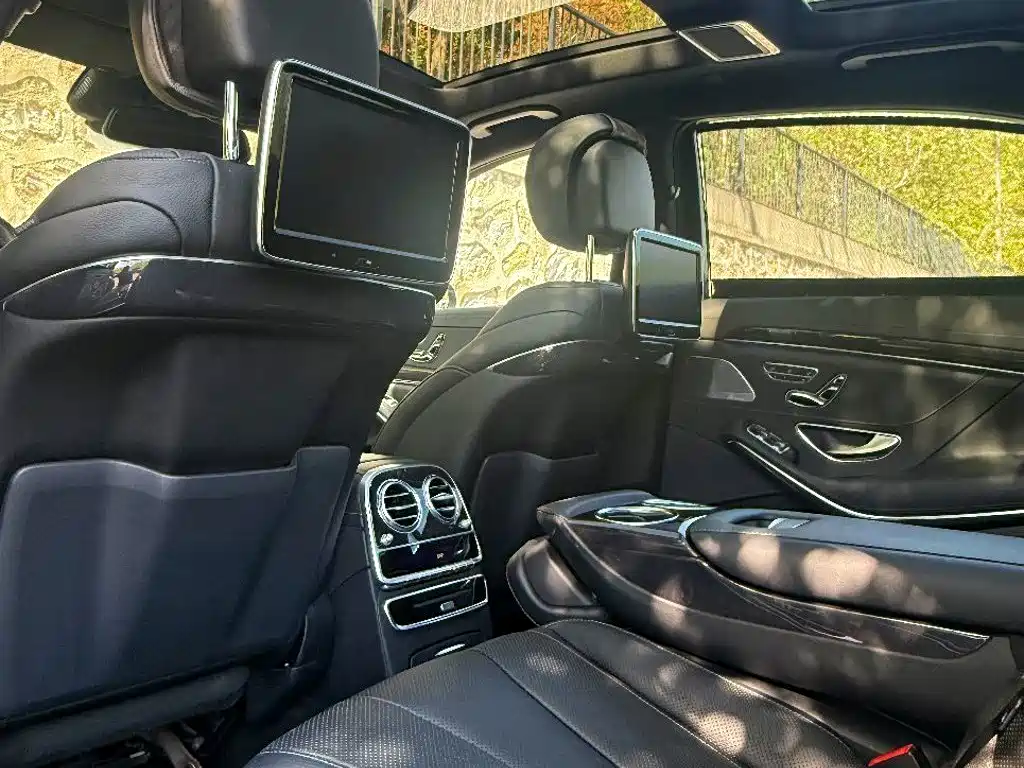 Mercedes-Benz S-Class — миниатюра 6
