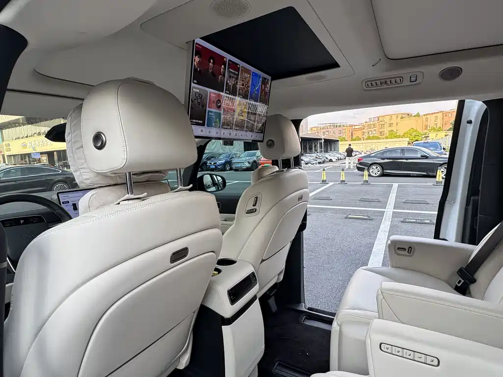 Li Auto Li MEGA — миниатюра 7