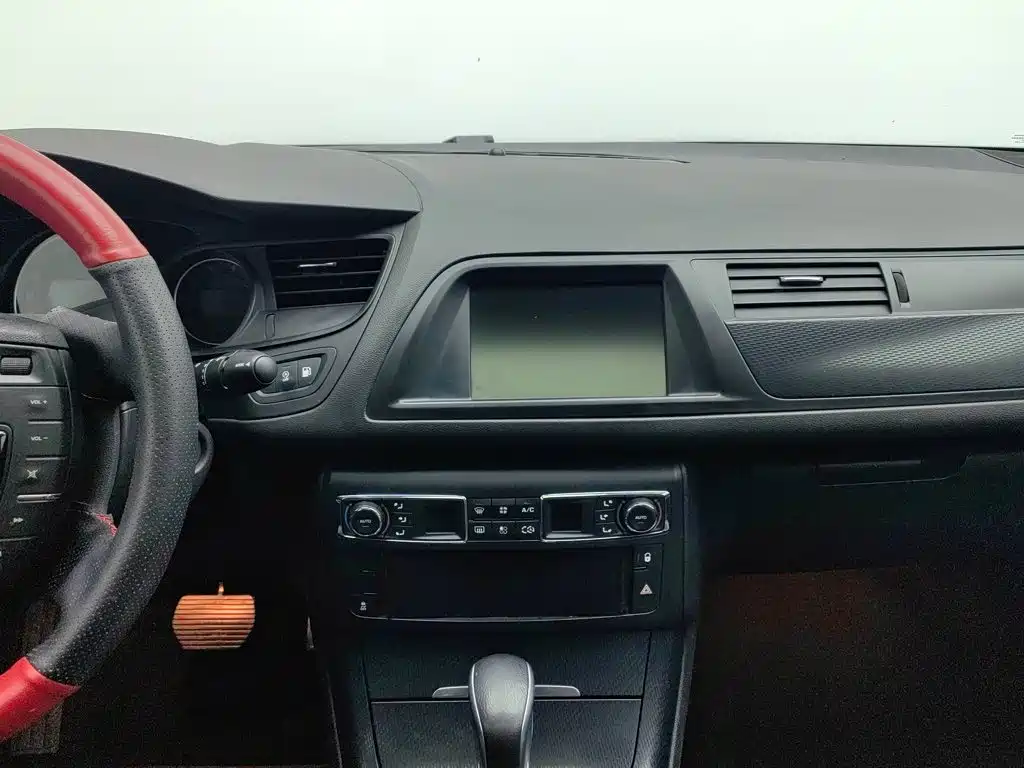 Citroen C5 — миниатюра 12