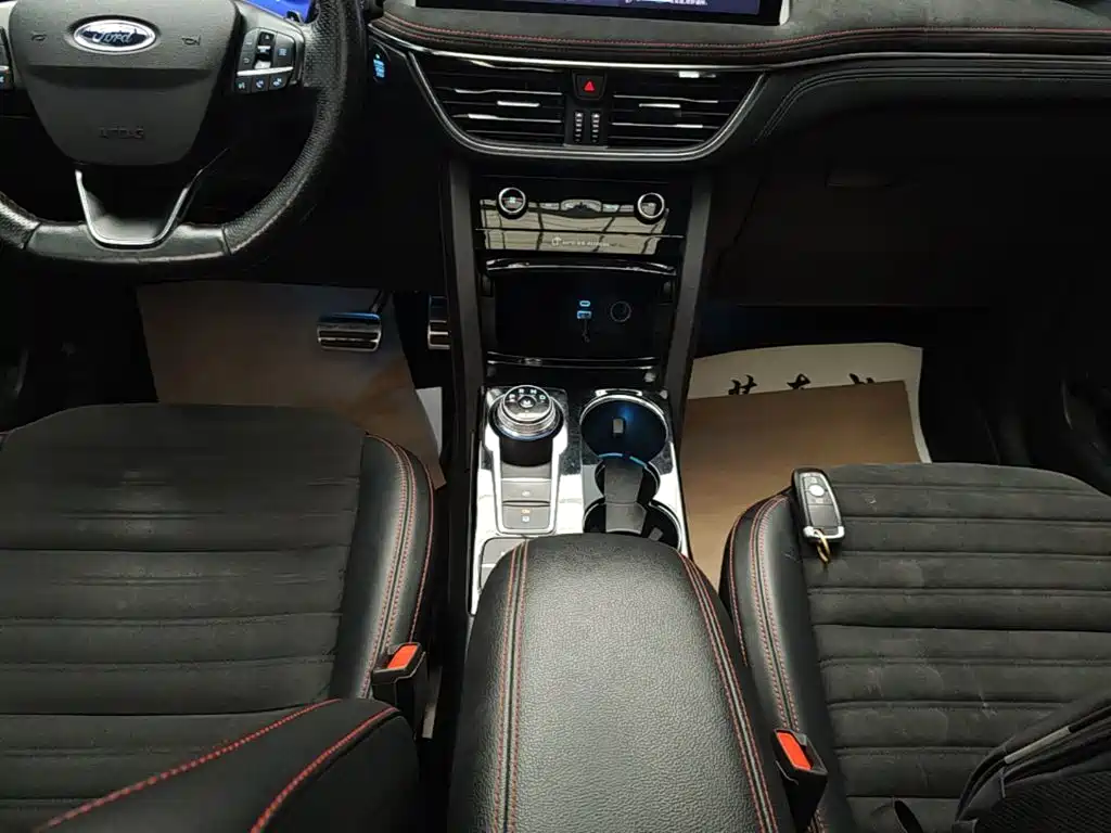 Ford Escape — миниатюра 14