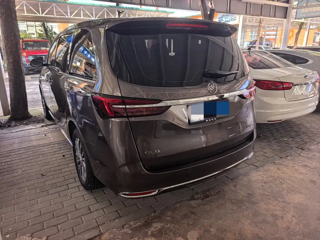 Buick GL8 — миниатюра 4