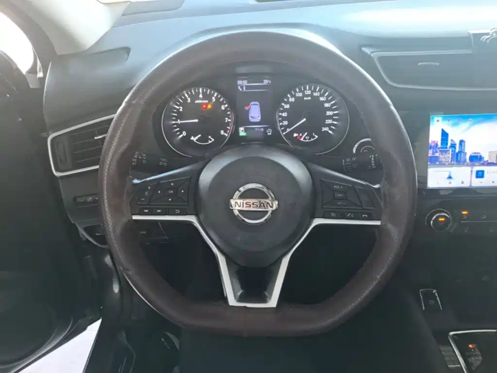 Nissan Qashqai — миниатюра 11