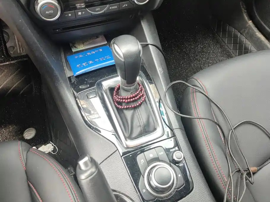 Mazda 3 Axela — миниатюра 16