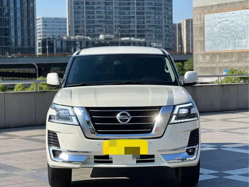 Nissan Patrol — миниатюра 2